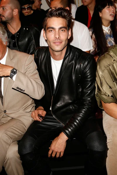 Look 7